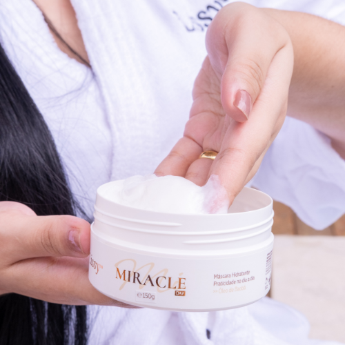 Kit Miracle Cronograma Capilar de Chuveiro: Hidratação, Nutrição e Restauração