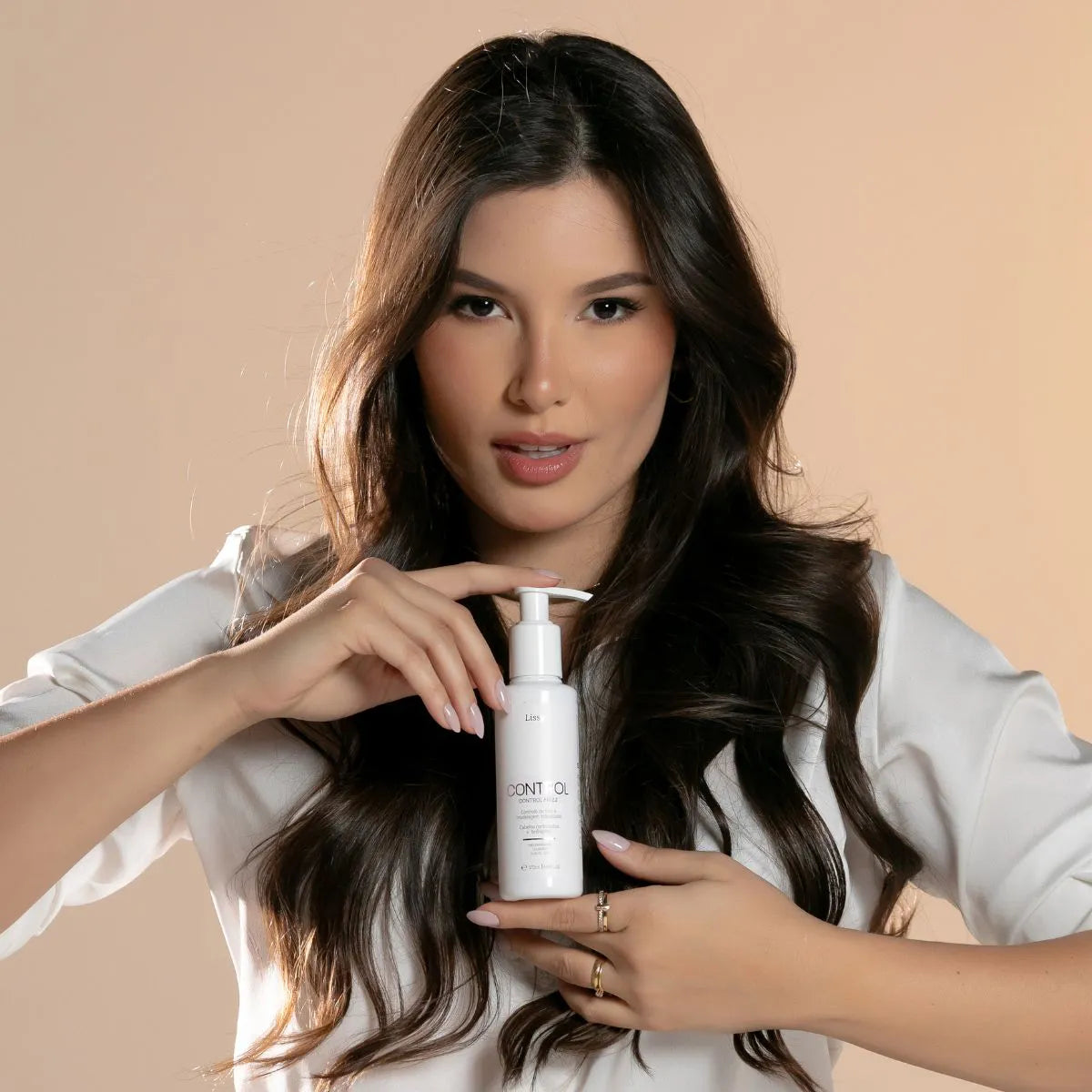 Control Frizz 120g - Brilho e Maciez Instantâneos para Cabelos Saudáveis